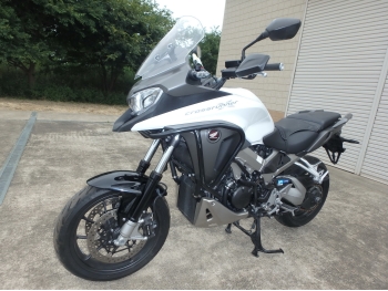     Honda VFR800X Crossrunner 2015  13