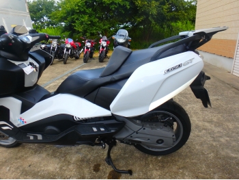 Çàêàçàòü èç ßïîíèè ìîòîöèêë BMW C650GT 2016 ôîòî 16