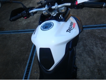 Çàêàçàòü èç ßïîíèè ìîòîöèêë Triumph Tiger800 2013 ôîòî 22