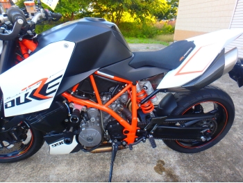Çàêàçàòü èç ßïîíèè ìîòîöèêë KTM 990 Super Duke R 2009 ôîòî 15