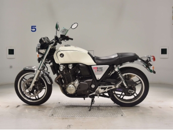 Çàêàçàòü èç ßïîíèè ìîòîöèêë Honda CB1100A 2011 ôîòî 1