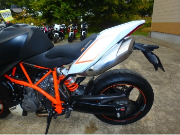 Çàêàçàòü èç ßïîíèè ìîòîöèêë KTM 990 Super Duke R 2009 ôîòî 16
