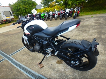 Çàêàçàòü èç ßïîíèè ìîòîöèêë Triumph Trident 660 2021 ôîòî 11