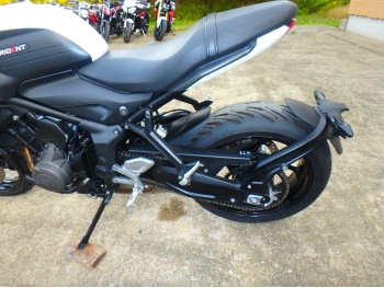 Çàêàçàòü èç ßïîíèè ìîòîöèêë Triumph Trident 660 2021 ôîòî 16