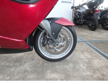 Çàêàçàòü èç ßïîíèè ìîòîöèêë BMW K1300GT 2009 ôîòî 19