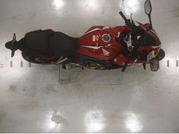 Çàêàçàòü èç ßïîíèè ìîòîöèêë Honda CBR650R 2021 ôîòî 3