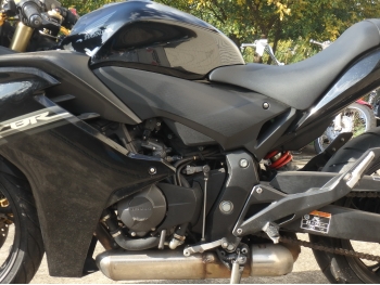 Çàêàçàòü èç ßïîíèè ìîòîöèêë Honda CBR600F 2011 ôîòî 15
