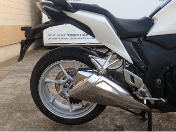 Çàêàçàòü èç ßïîíèè ìîòîöèêë Honda VFR1200F 2012 ôîòî 17