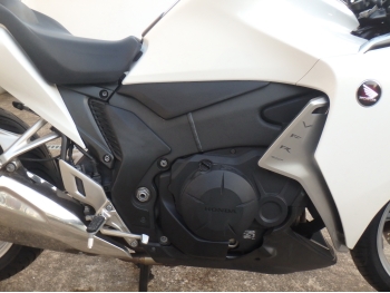 Çàêàçàòü èç ßïîíèè ìîòîöèêë Honda VFR1200F 2012 ôîòî 18