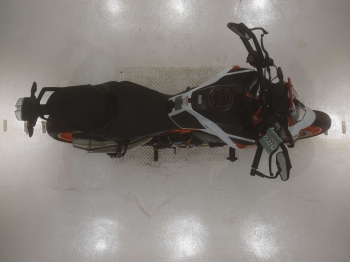 �������� �� ������ �������� KTM 890 Duke R 2020 ���� 3