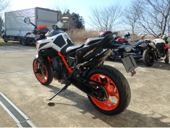 �������� �� ������ �������� KTM 890 Duke R 2020 ���� 11