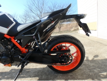 �������� �� ������ �������� KTM 890 Duke R 2020 ���� 16