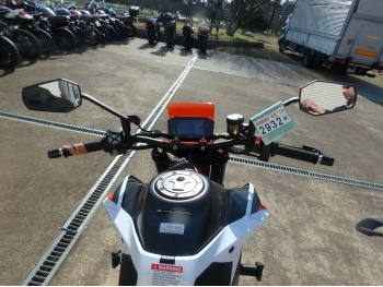 �������� �� ������ �������� KTM 890 Duke R 2020 ���� 21