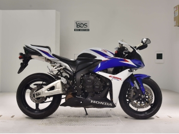 Çàêàçàòü èç ßïîíèè ìîòîöèêë Honda CBR600RR Tricolour-HRC 2011 ôîòî 2