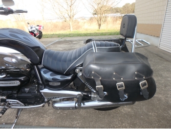     Triumph Rocket III 2006  16