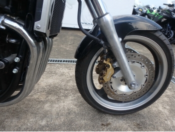 Çàêàçàòü èç ßïîíèè ìîòîöèêë Honda X4 1997 ôîòî 19