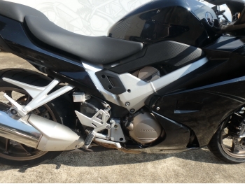 �������� �� ������ �������� Honda VFR800F Interceptor 2014 ���� 18