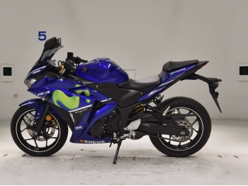     Yamaha YZF-R3 2017  1