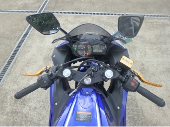     Yamaha YZF-R3 2017  21