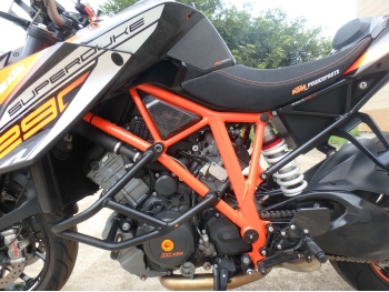 �������� �� ������ �������� KTM 1290 Super Duke R 2014 ���� 15