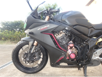    Honda CBR650R 2019  10