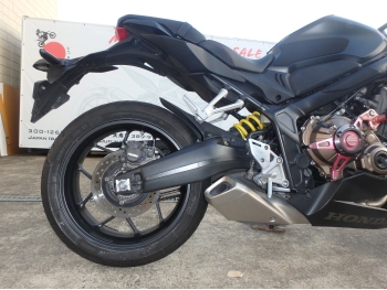     Honda CBR650R 2019  12