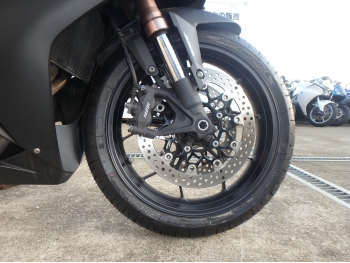     Honda CBR650R 2019  14